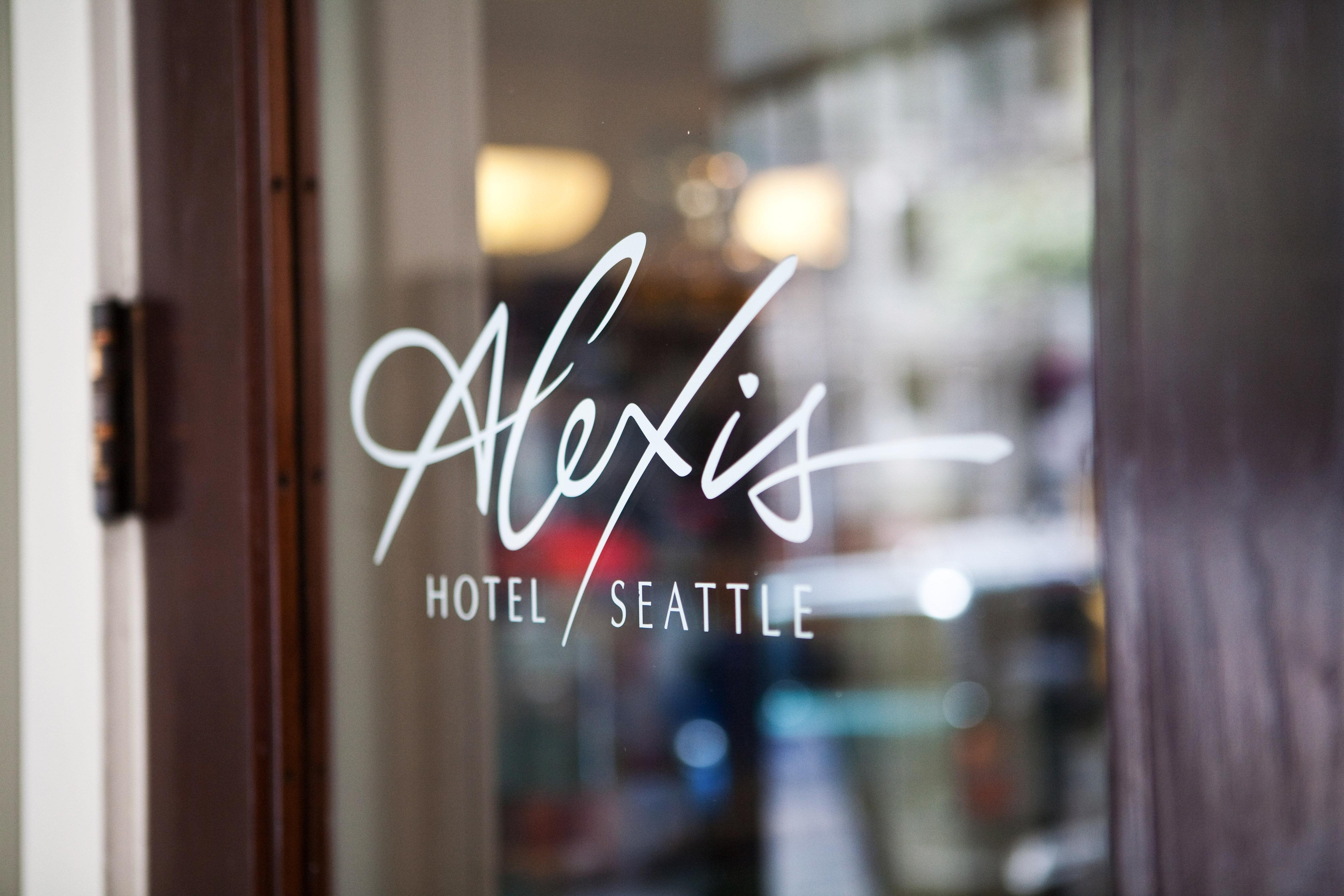 The Alexis Royal Sonesta Hotel Сиэтл Экстерьер фото